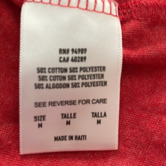 Philadelphia Phillies Woman’s V Neck T-shirt size M - Picture 5 of 5